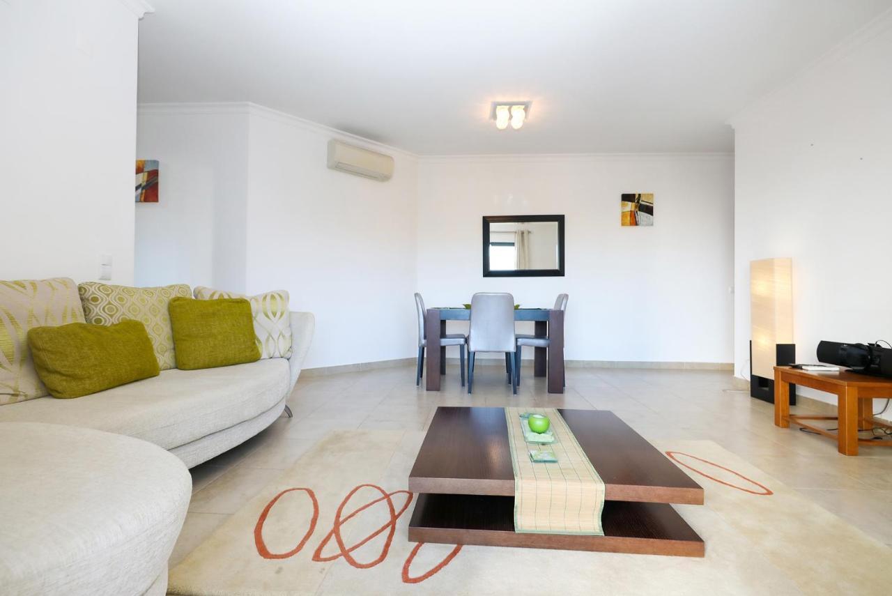 A68 - Palmeiras Paz Apartment Lagos Exterior photo